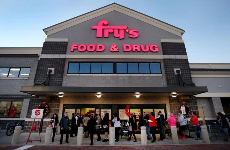 Fry’s Food Stores Wants You on the Team!